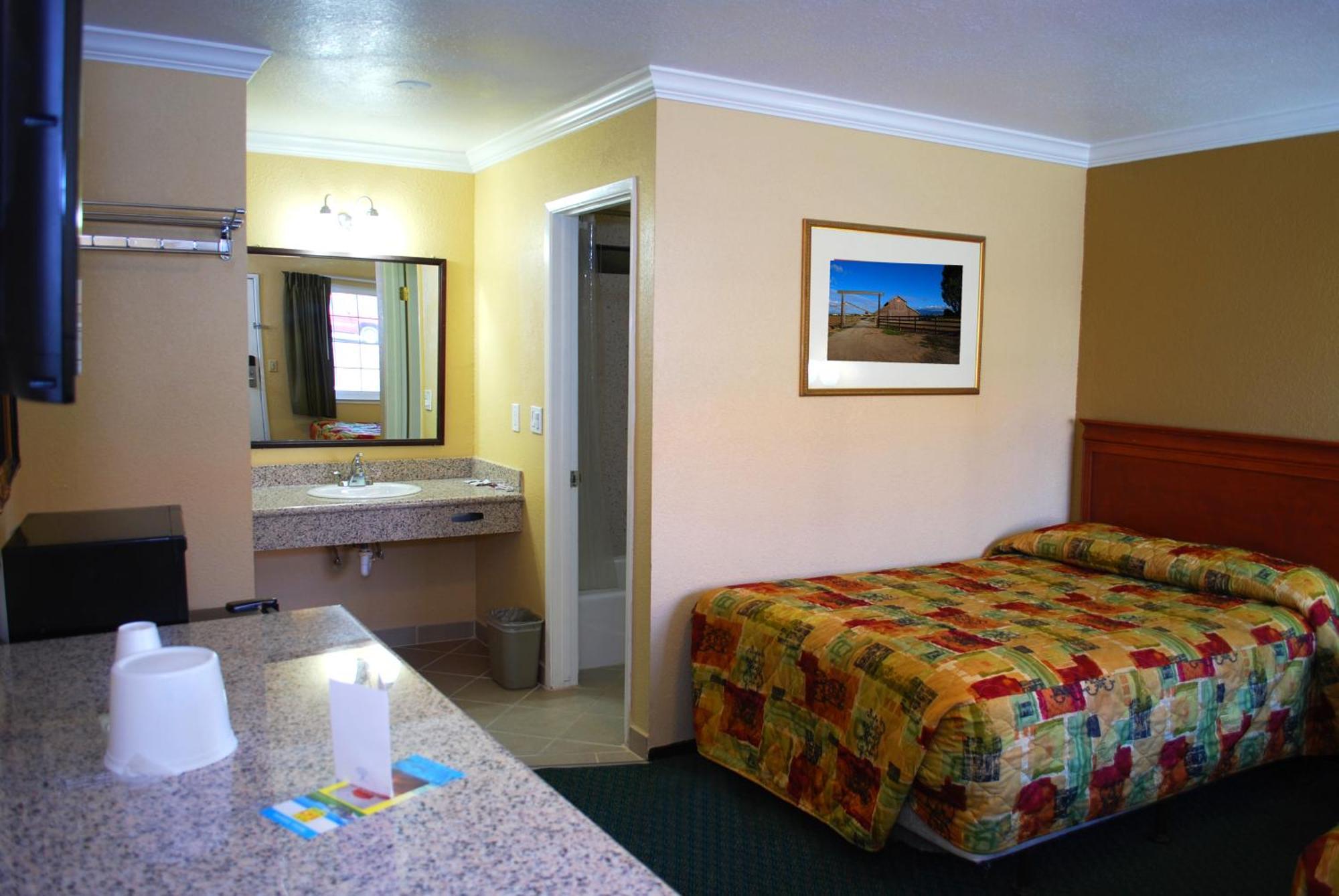 Best 5 Motel Salinas Exterior photo