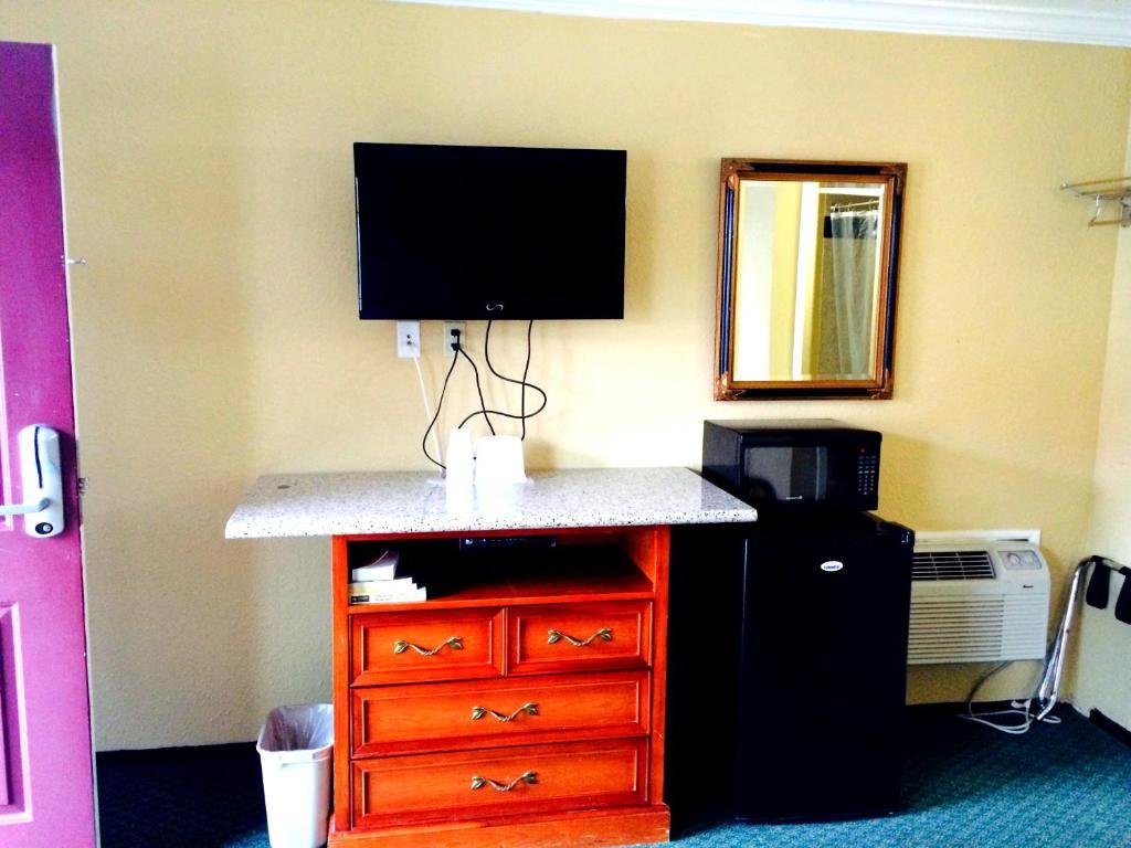 Best 5 Motel Salinas Exterior photo